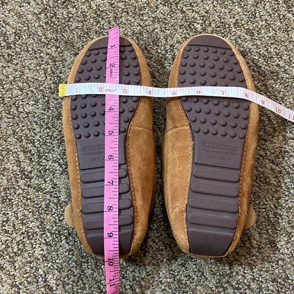 Fireside Women’s Tan Suede Moccasin Slippers Size 6 US /EU 37 - Picture 10 of 12